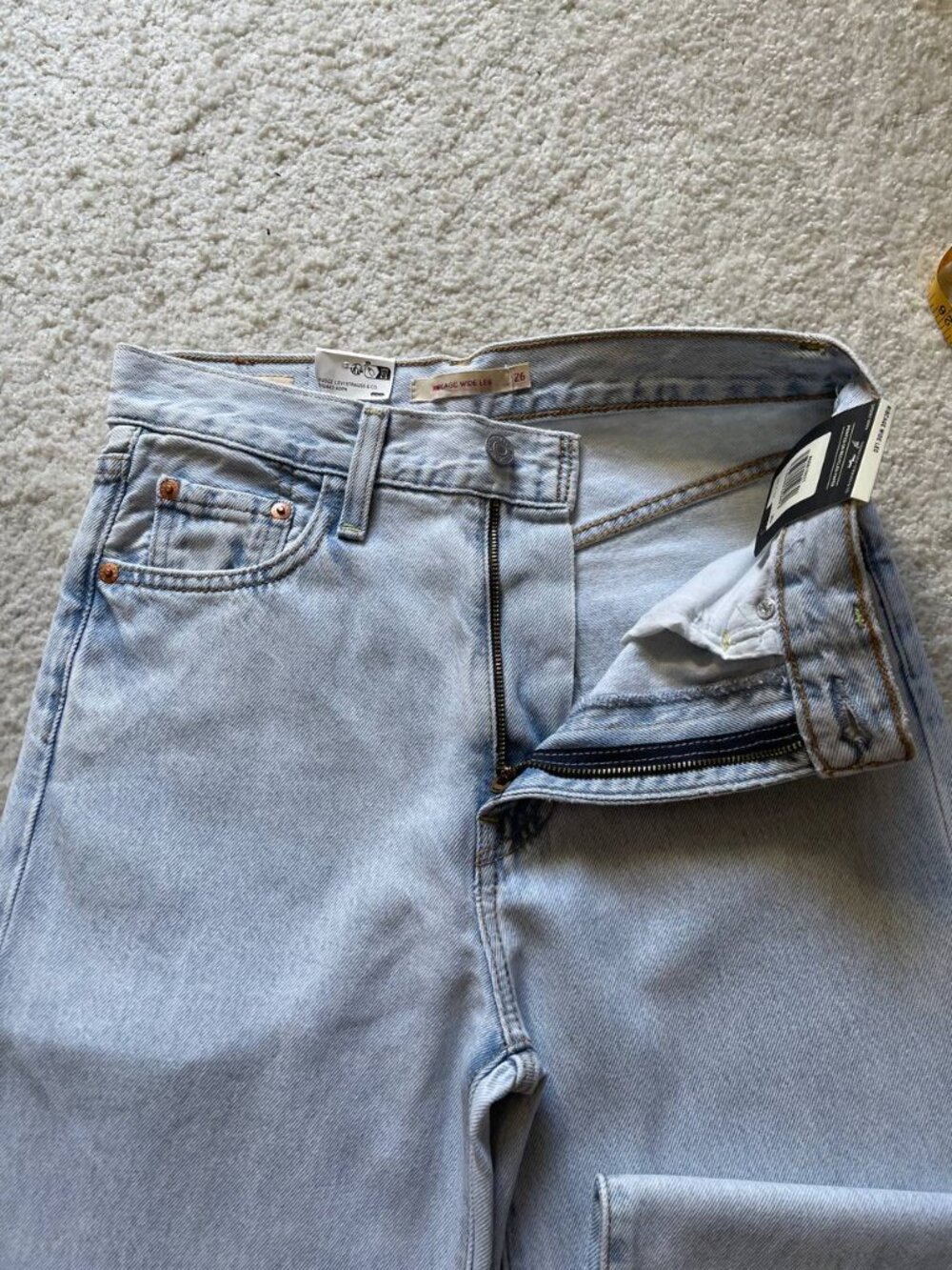 NWT Levi’s Premium Ribcage Wide Leg High Rise Women’s Jeans Size 26/32 - Picture 6 of 13